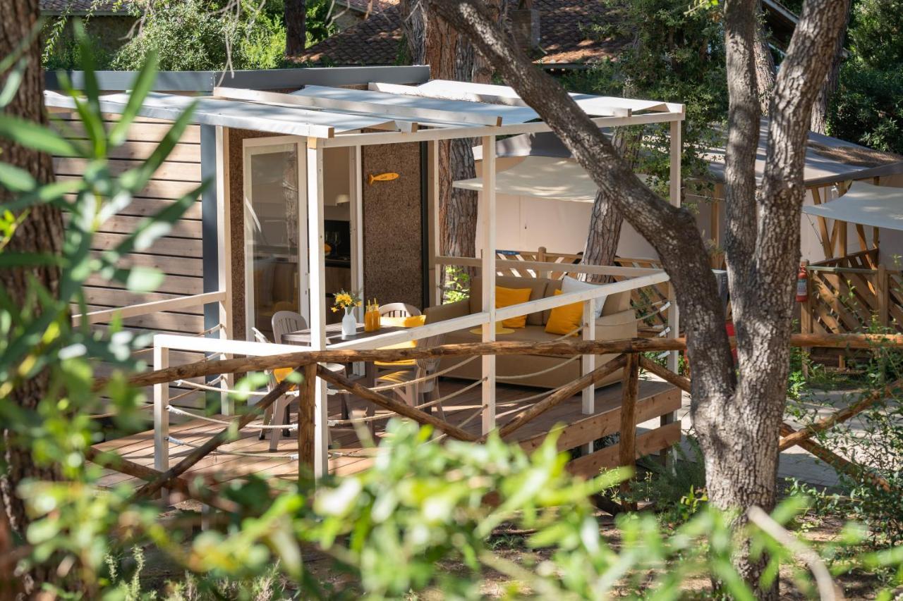 Camping Il Capannino Glamping Village Marina Di Bibbona Exteriör bild
