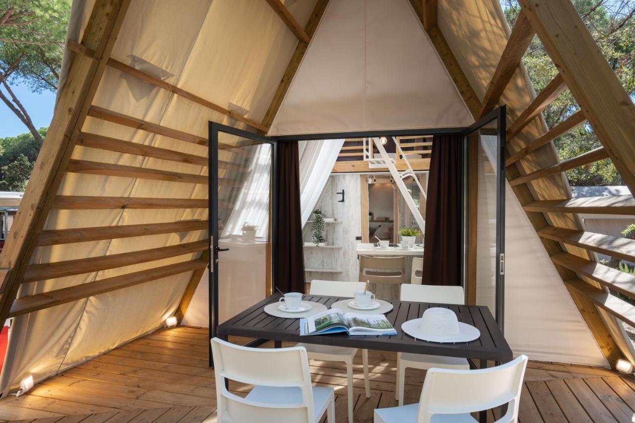 Camping Il Capannino Glamping Village Marina Di Bibbona Exteriör bild
