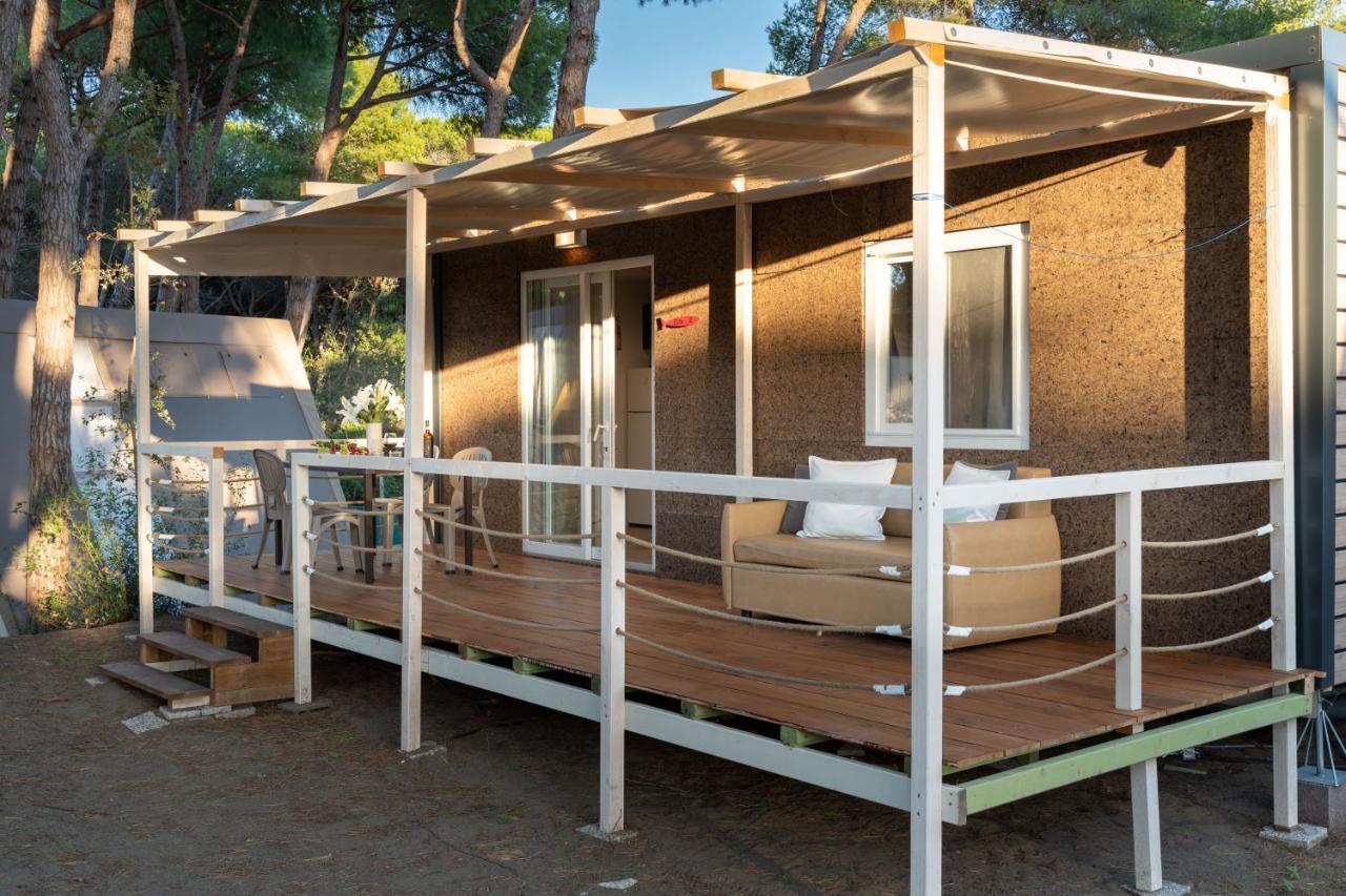 Camping Il Capannino Glamping Village Marina Di Bibbona Exteriör bild