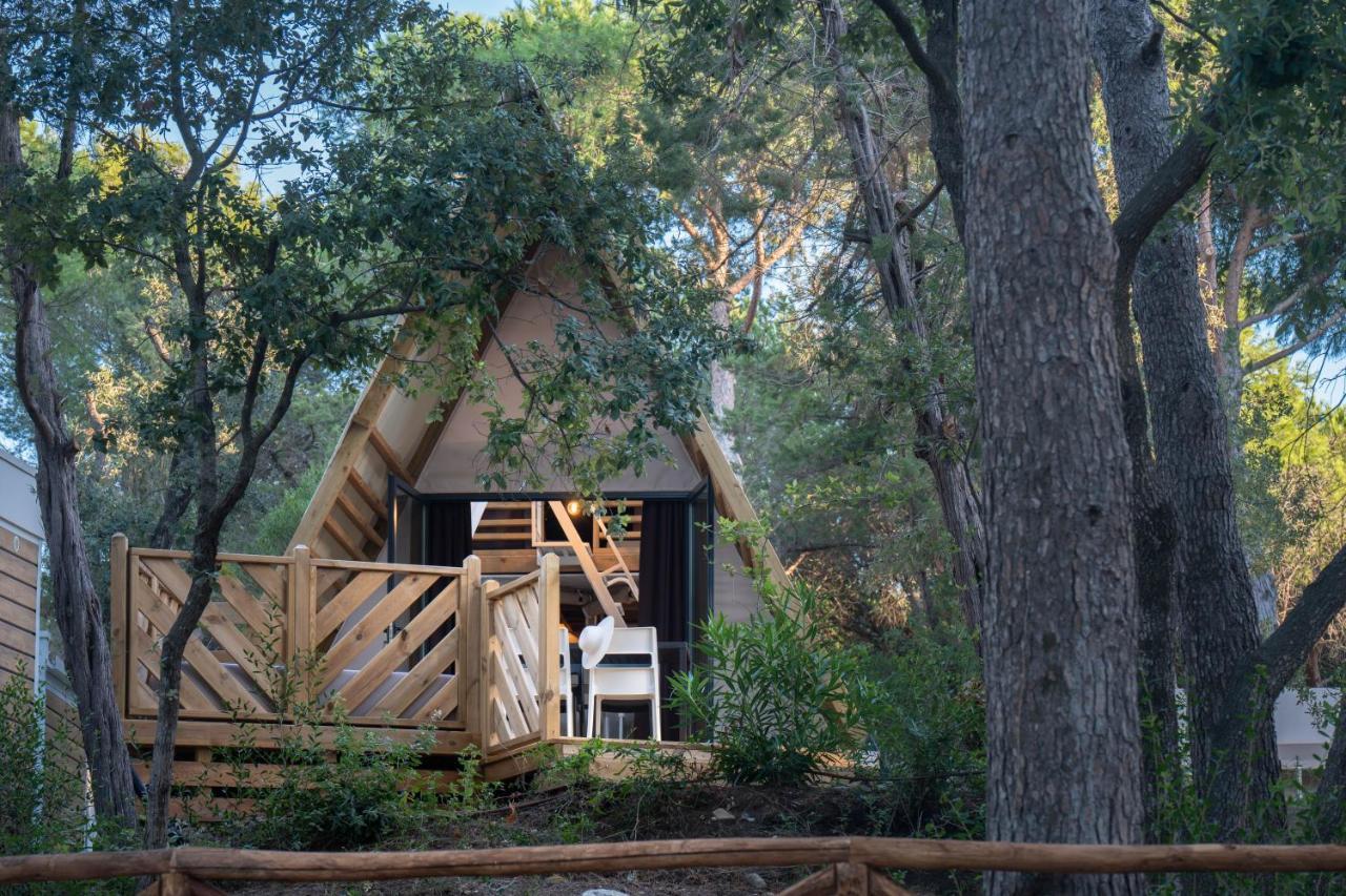 Camping Il Capannino Glamping Village Marina Di Bibbona Exteriör bild