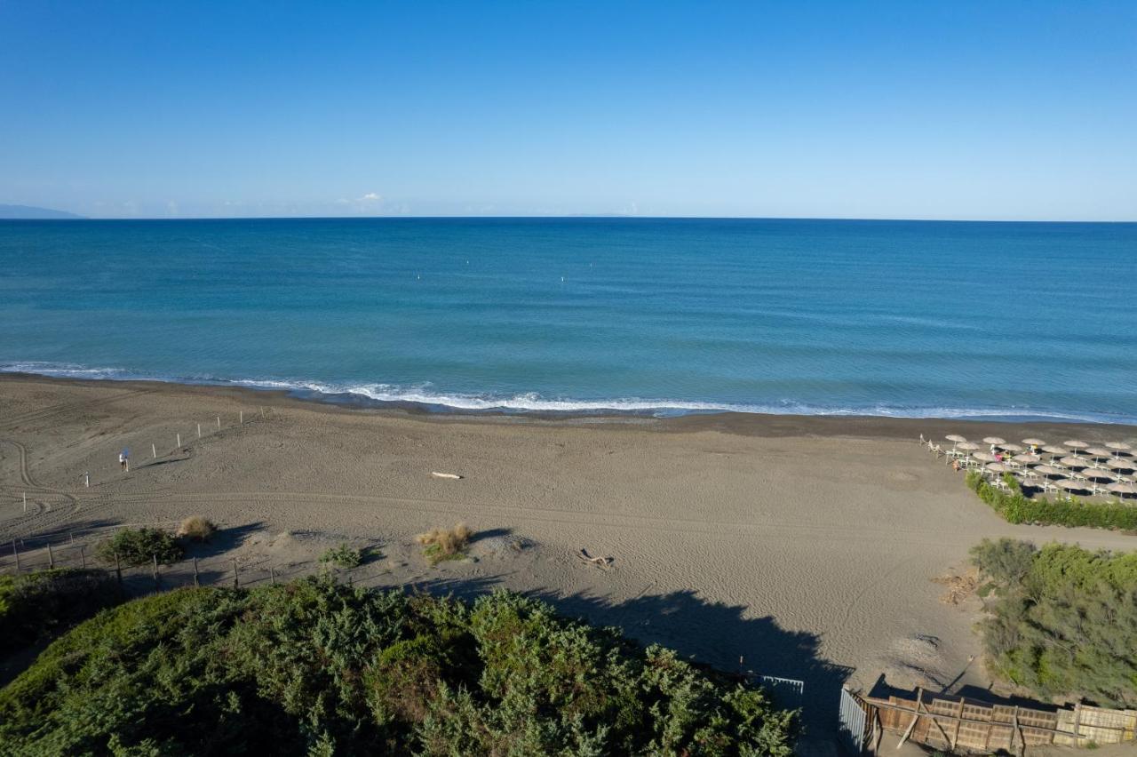 Camping Il Capannino Glamping Village Marina Di Bibbona Exteriör bild